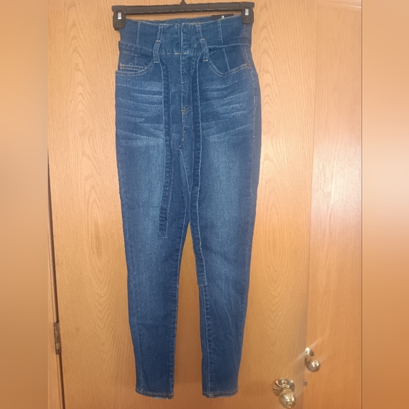 Women's size 3, two pair of high waist belted skinny jeans, NWT - Picture 2 of 7